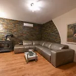 In Olimp Apartma *