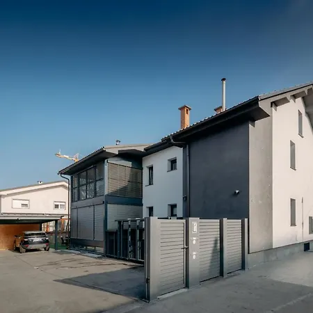 Apartment In Olimp *